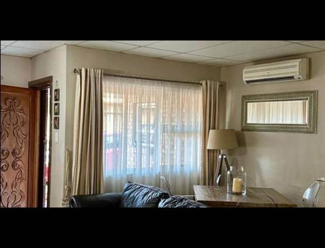 2 BEDROOM SIMPLEX FOR SALE IN ARBORETUM